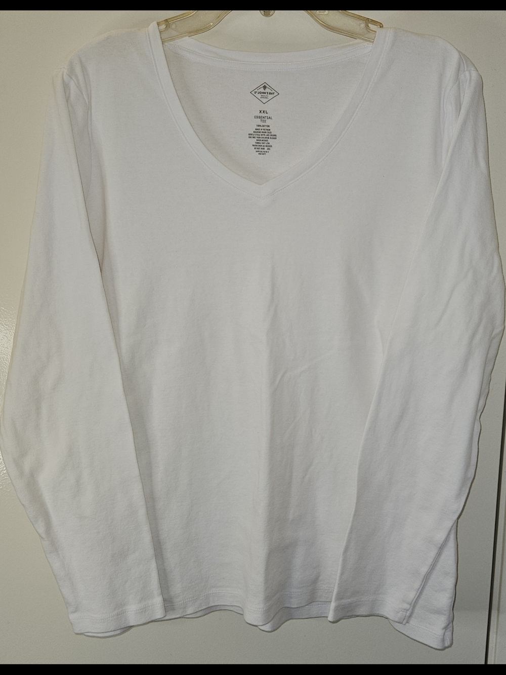 St. John's Bay Women's Long Sleeve V-Neck Top in Dusty Pink - Picture 3 of 3